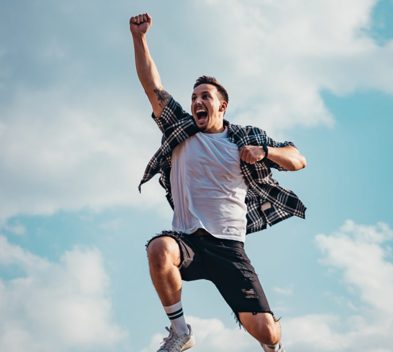 Freude-Low-angle-photography-of-man-jumping-2923156